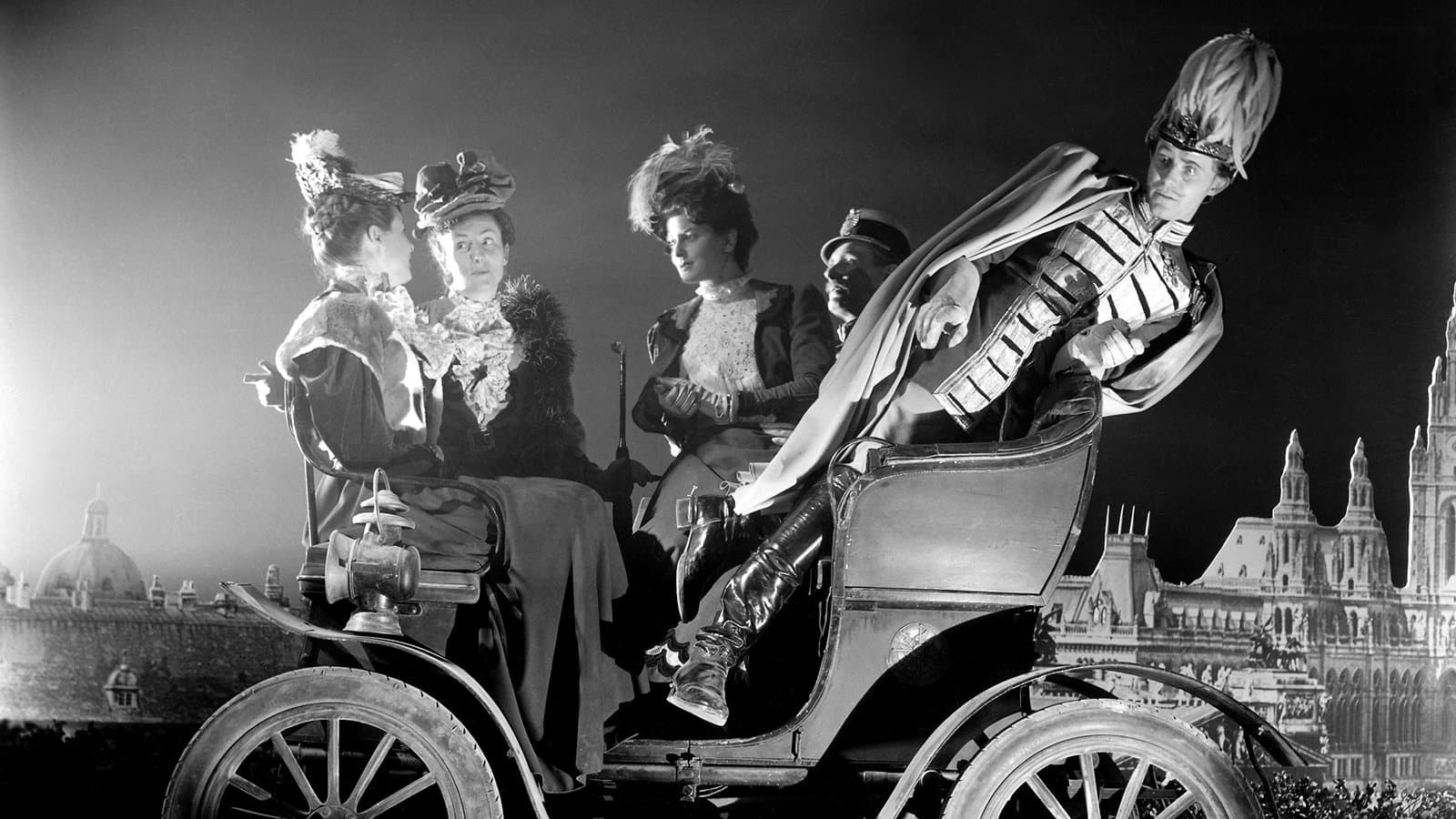 Backdrop for La ronde