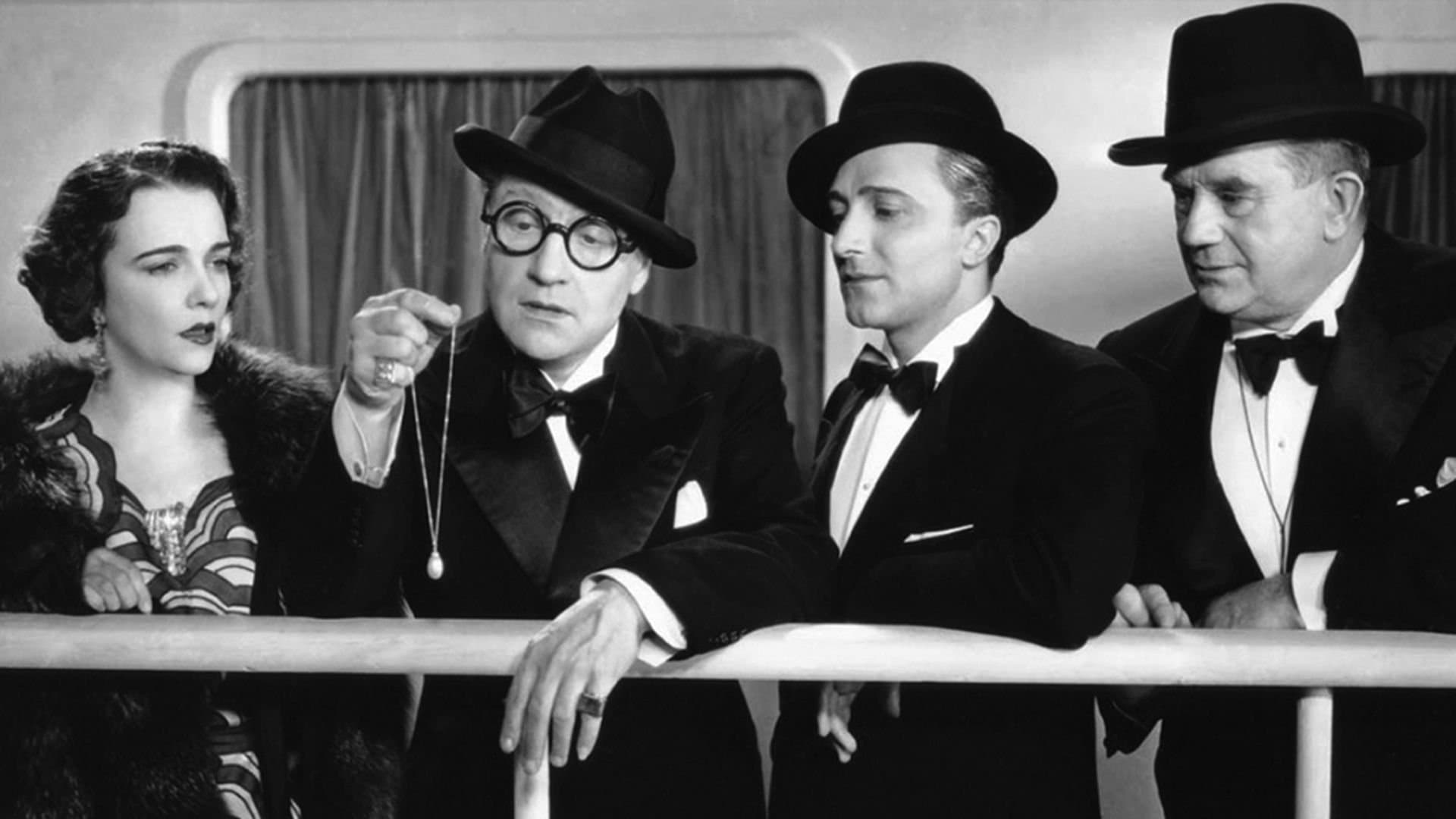 Backdrop for The Pearls of the Crown