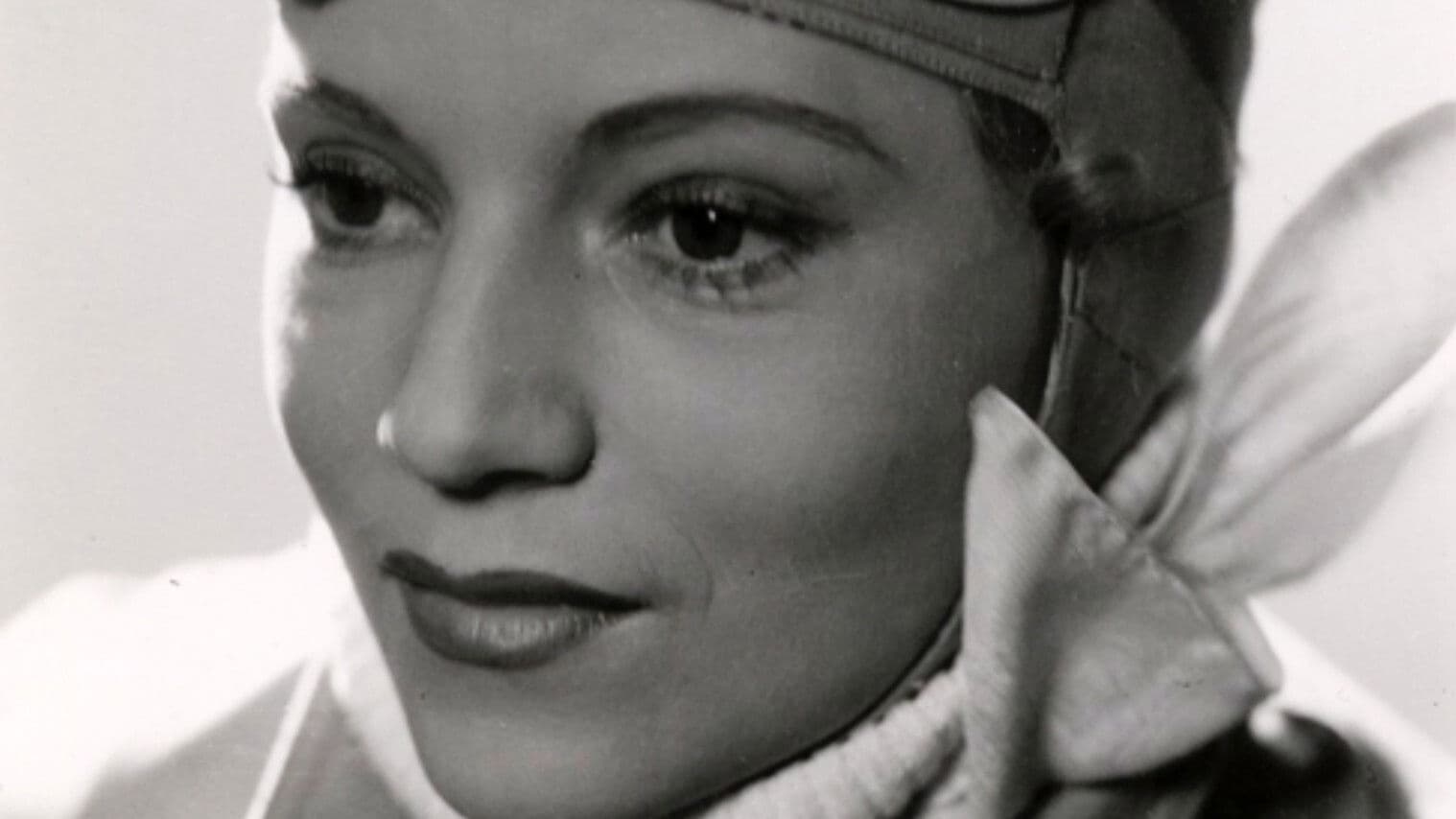 Backdrop for Anne-Marie