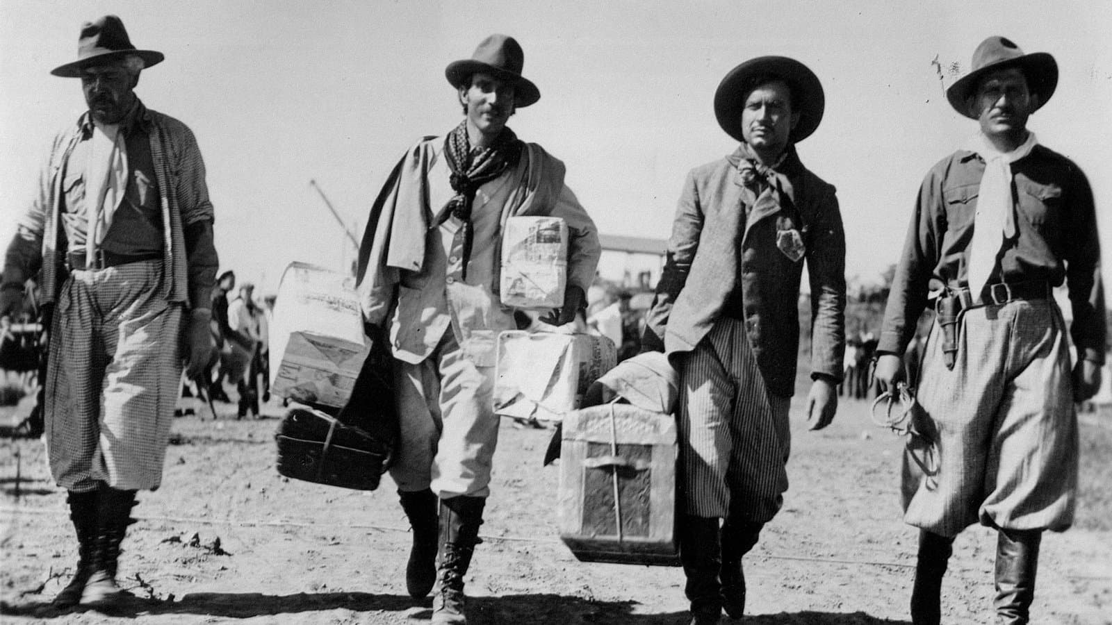 Backdrop for Prisioneros de la tierra