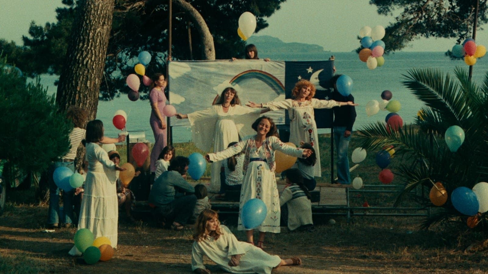 Backdrop for One Sings, the Other Doesn’t