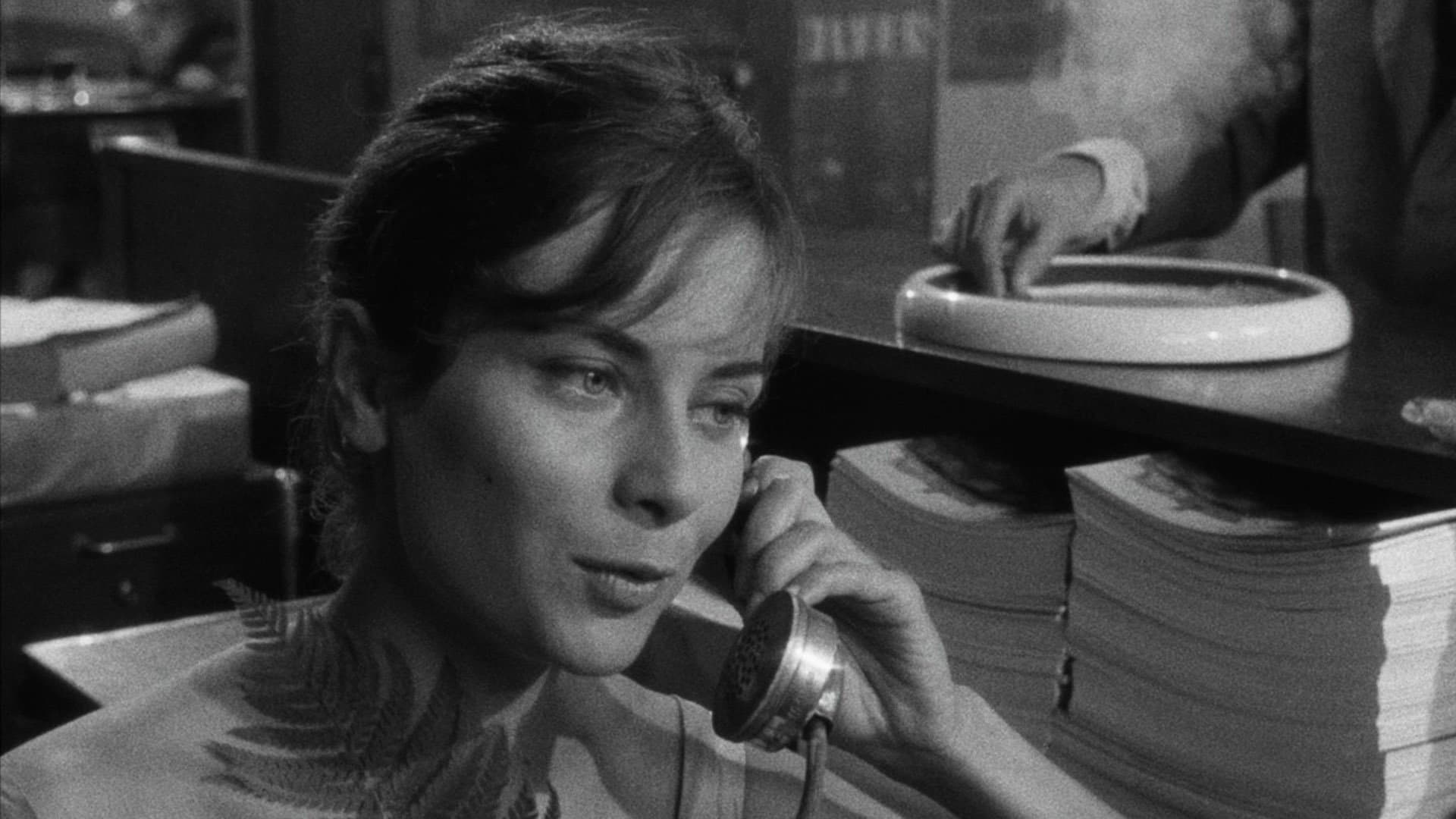 Backdrop for Les cousins