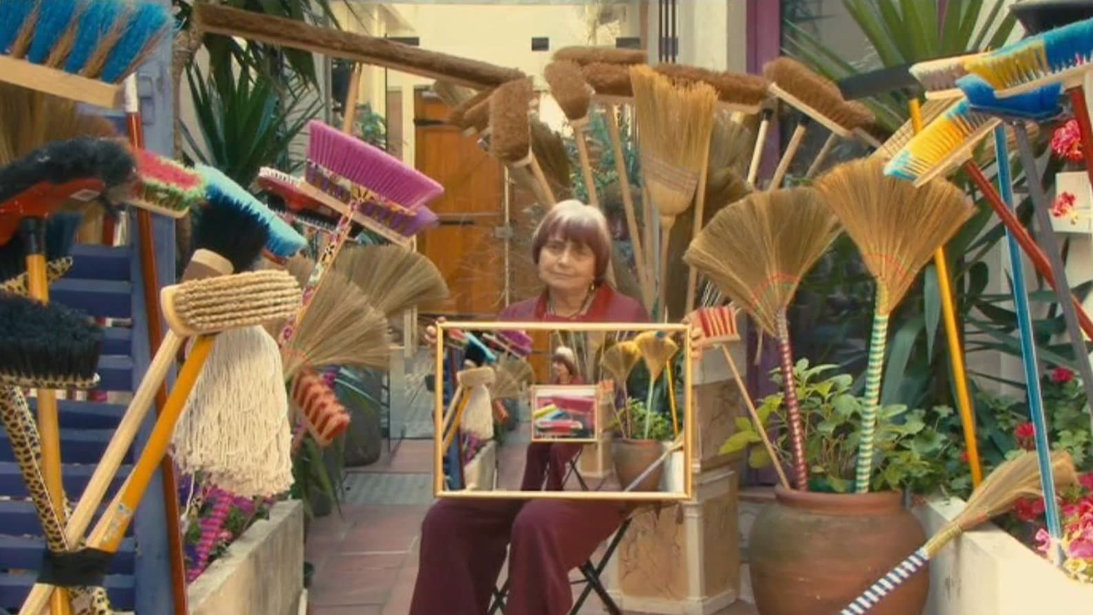 Backdrop for The Beaches of Agnès