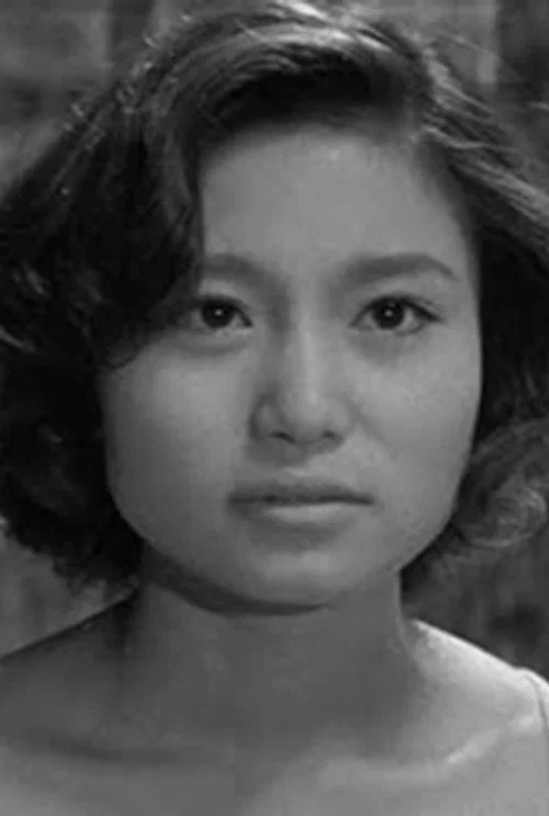 Shinako Nakagawa