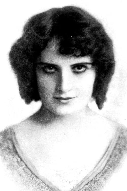Edna Maison